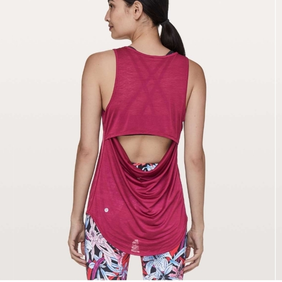 Lululemon Set The Course Tank
Star Ruby
